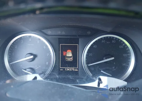 2018 Toyota Highlander Xle from USA, damaged, VIN 5TDJZRFH4JS843340